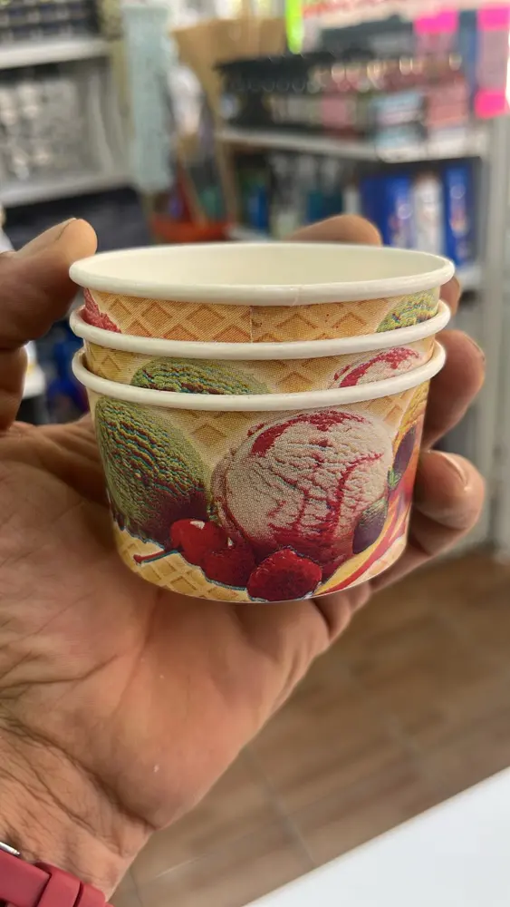 Yeni Çağ mağazasından görünüm 11
